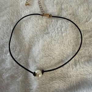 Black & Pearl Choker